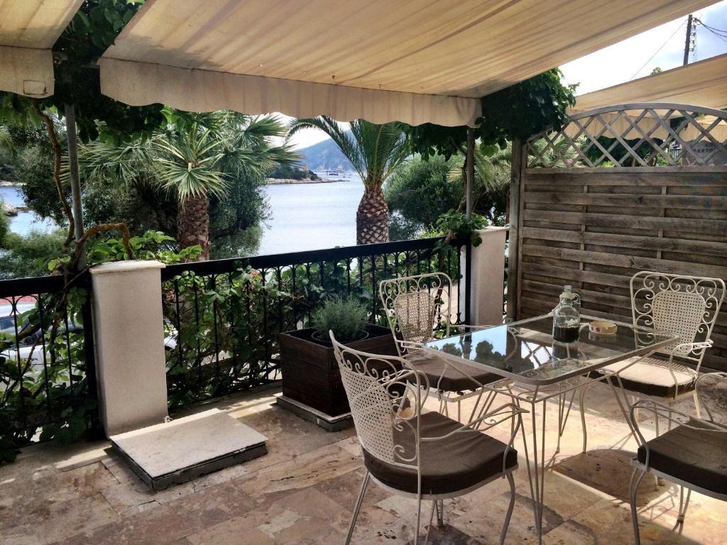 Kiki Apartments Fiskardo Bilik gambar